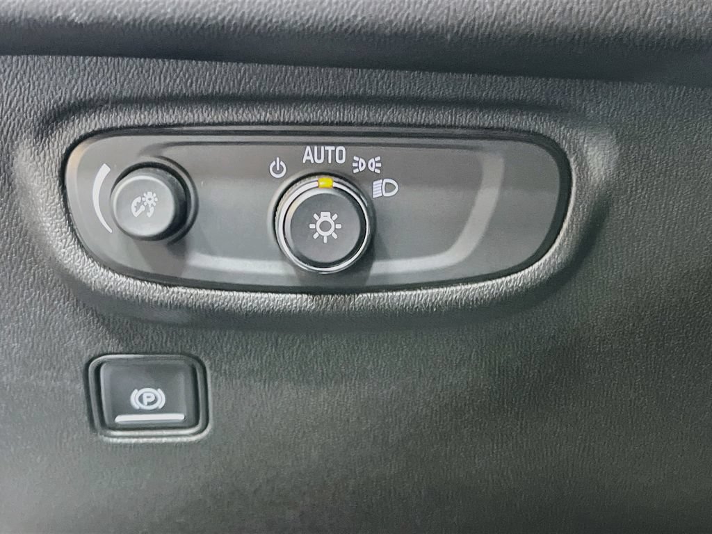 Used 2020 GMC Terrain SLE AWD/4WD image 10