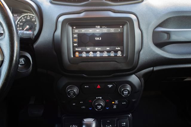 Used 2018 Jeep Renegade Limited w/ Trailer Tow Group AWD/4WD image 26