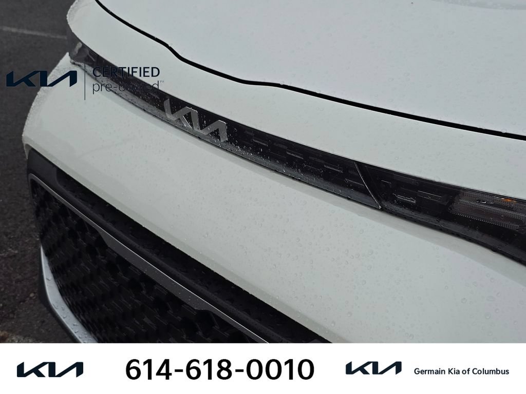 Certified 2025 Kia Soul LX w/ LX Technology Package FWD image 13
