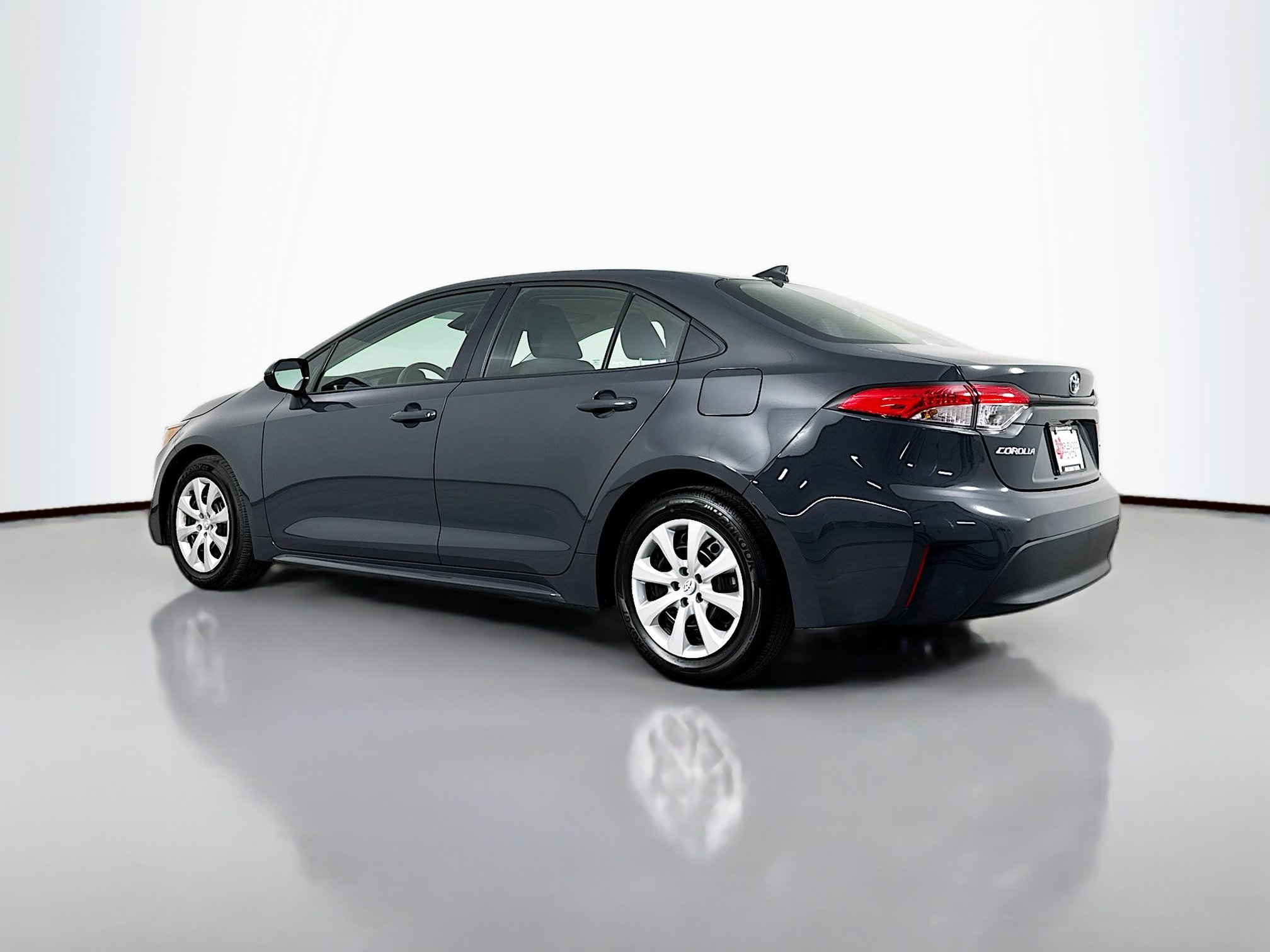 Certified 2026 Toyota Corolla LE FWD image 5
