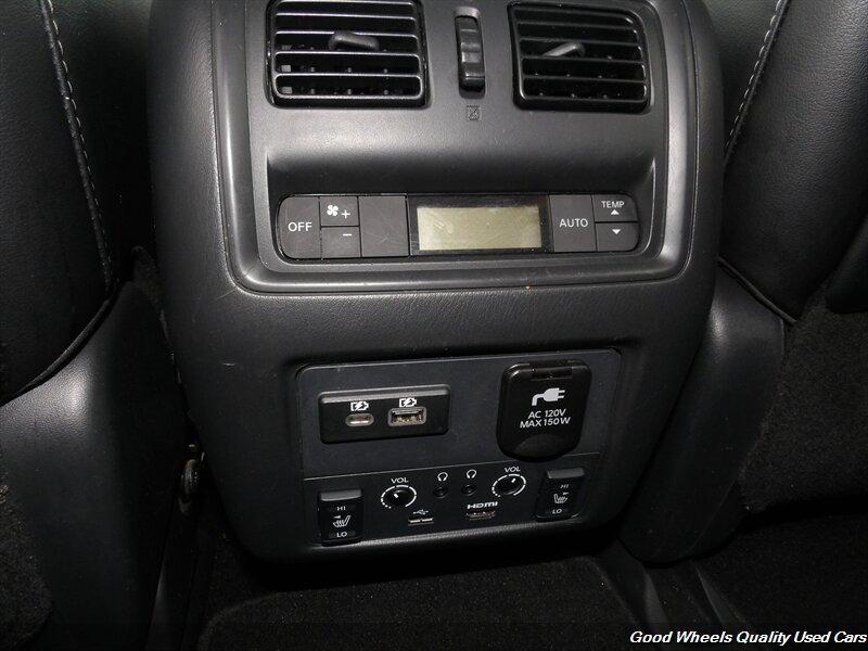 Used 2019 Nissan Pathfinder Platinum AWD/4WD image 19
