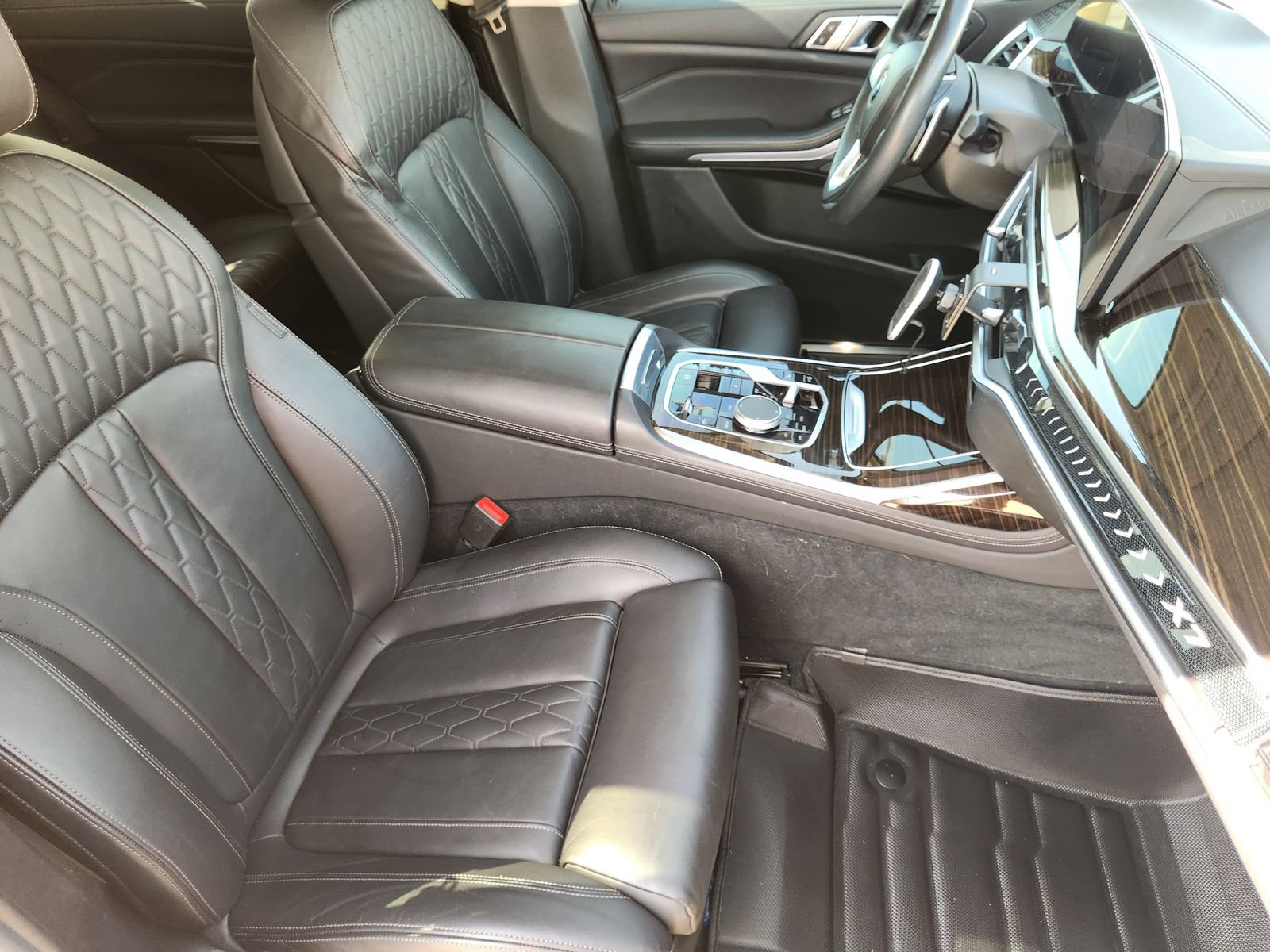 Used 2023 BMW X7 xDrive40i AWD/4WD image 16