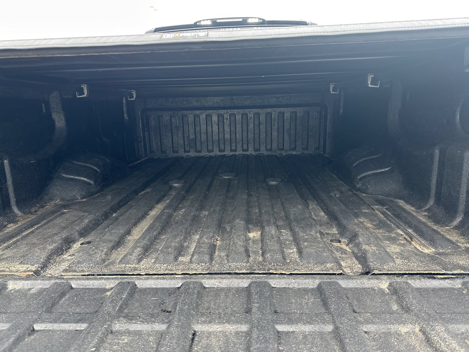 Used 2017 Nissan Titan SV AWD/4WD image 29