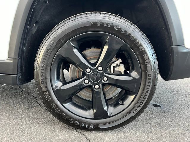 Used 2022 Jeep Grand Cherokee L Laredo AWD/4WD image 15