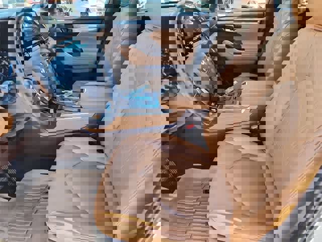 Used 2021 Toyota Highlander Platinum image 13