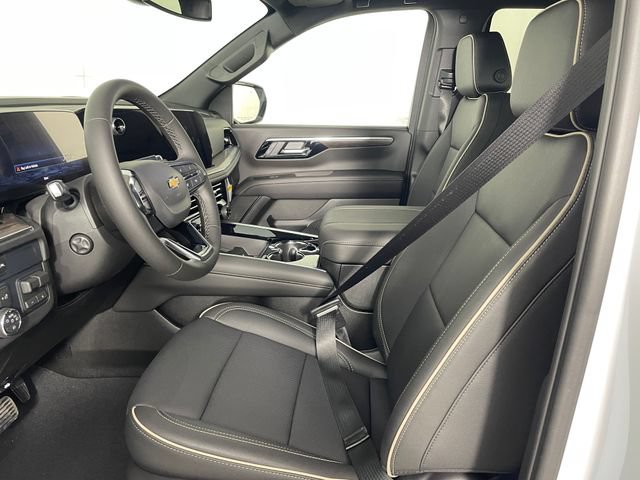 New 2026 Chevrolet Tahoe Premier w/ Sun And Tow Package AWD/4WD image 2