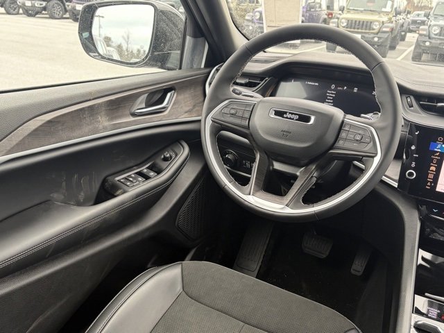 New 2026 Jeep Grand Cherokee Laredo image 33