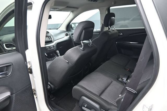 Used 2016 Dodge Journey SE w/ Flexible Seating Group FWD image 13