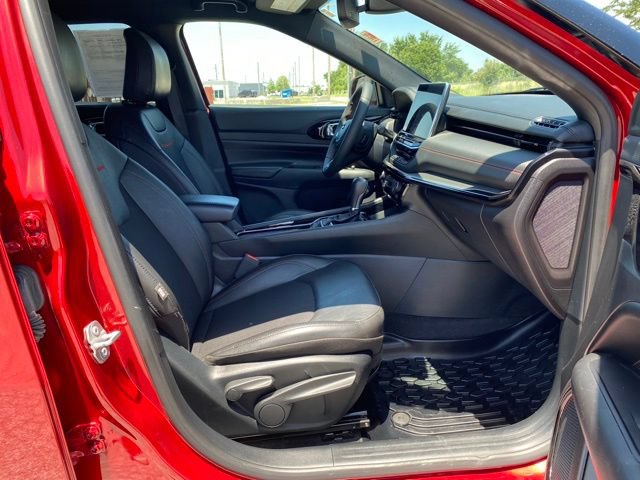 Used 2025 Jeep Compass Trailhawk AWD/4WD image 15