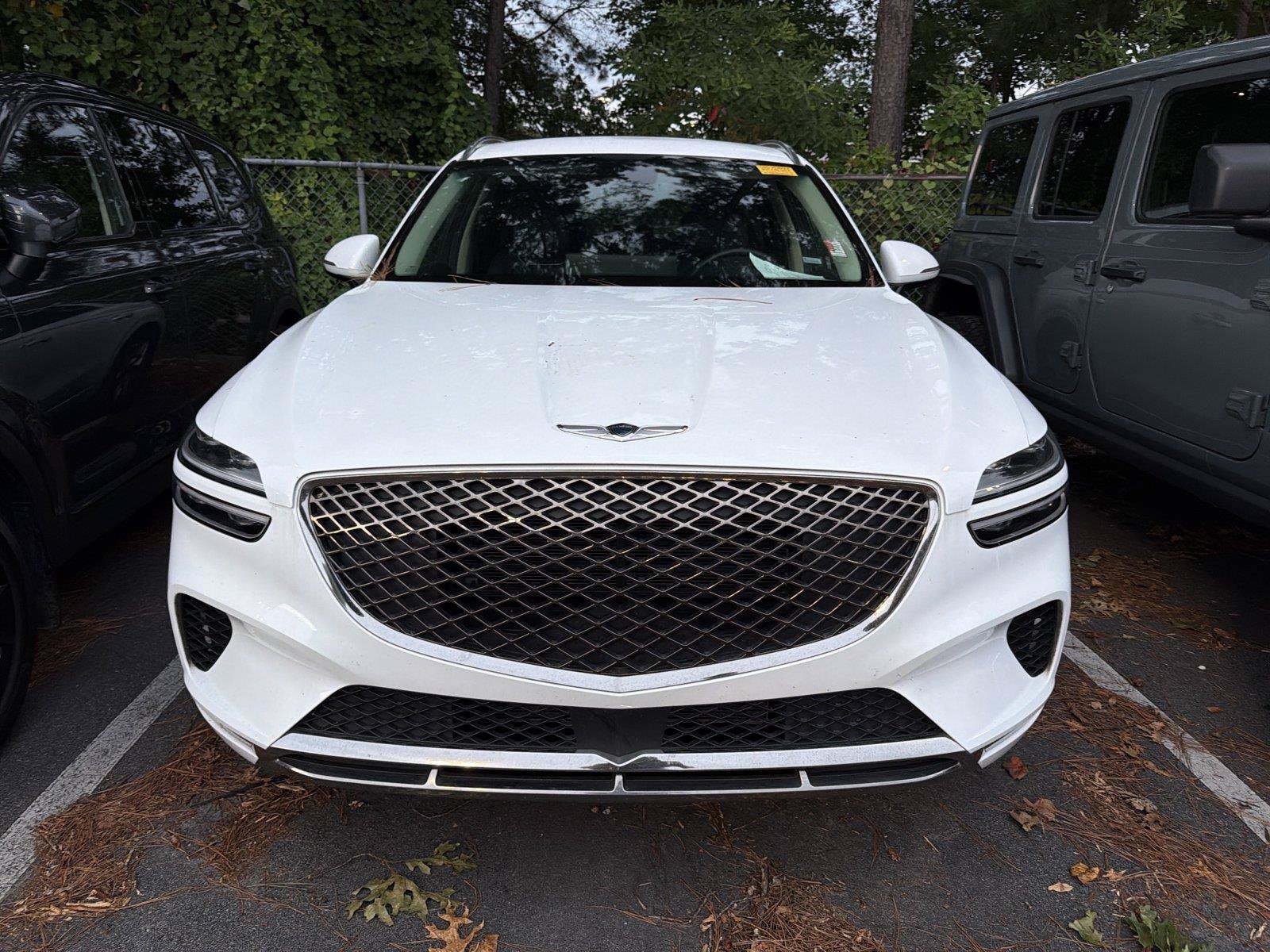 Used 2025 Genesis GV70 2.5T AWD/4WD image 2