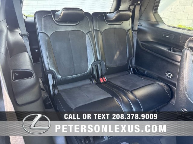 Used 2023 Jeep Grand Cherokee L Laredo image 17