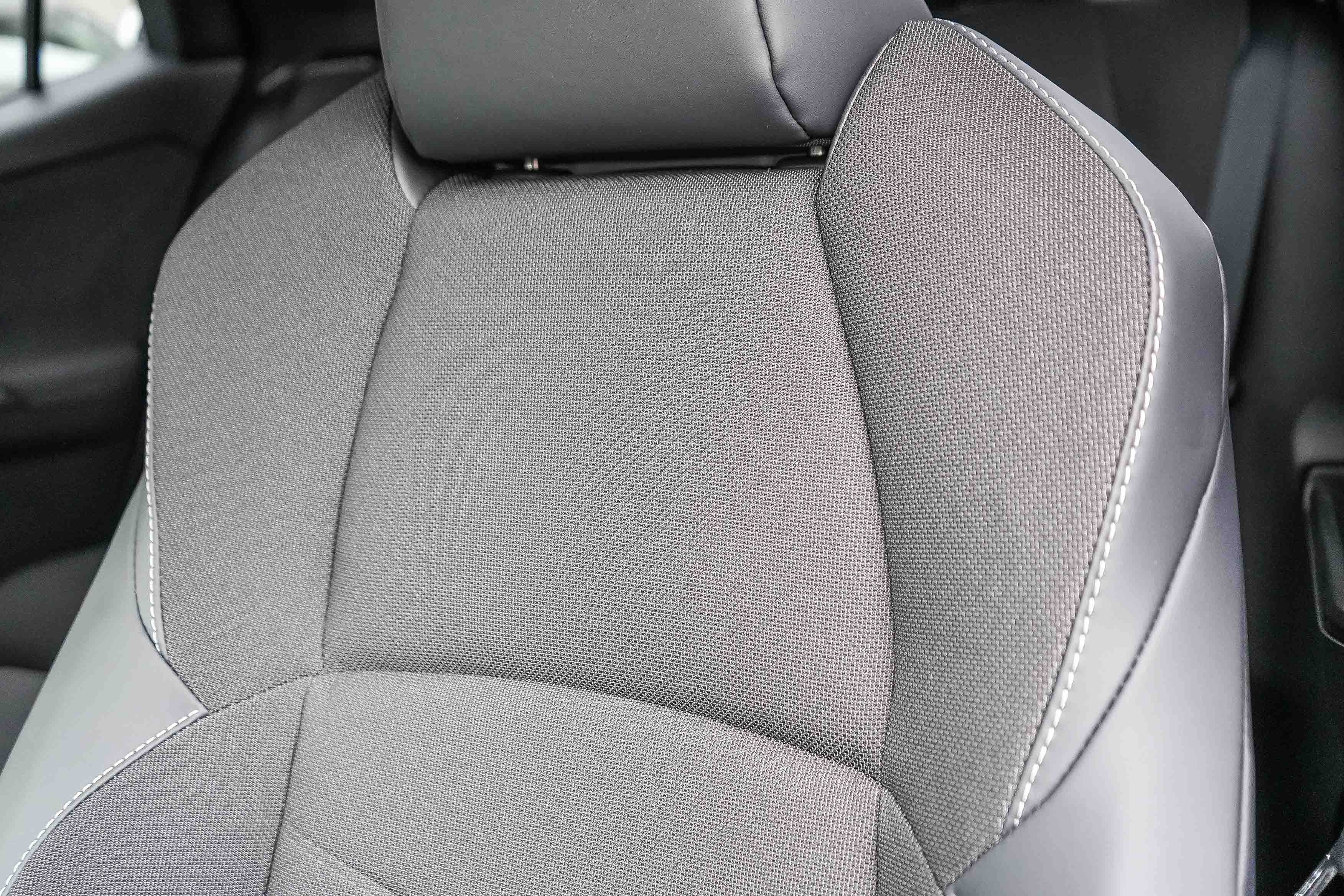 New 2026 Toyota C-HR AWD/4WD image 27
