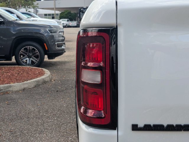 New 2026 RAM 1500 Laramie AWD/4WD image 6