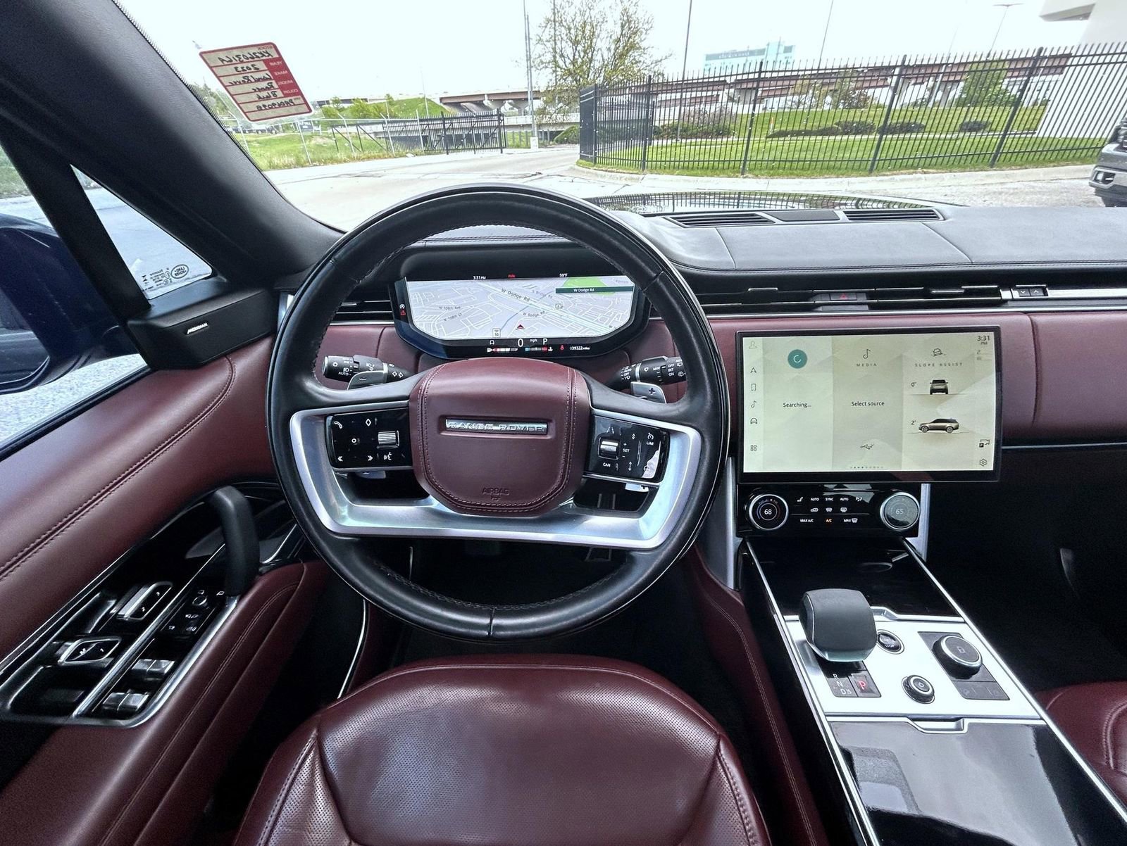 Used 2023 Land Rover Range Rover SE AWD/4WD image 13