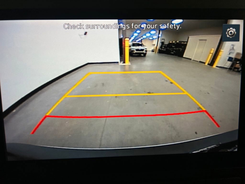 Used 2023 Hyundai Kona SE image 21