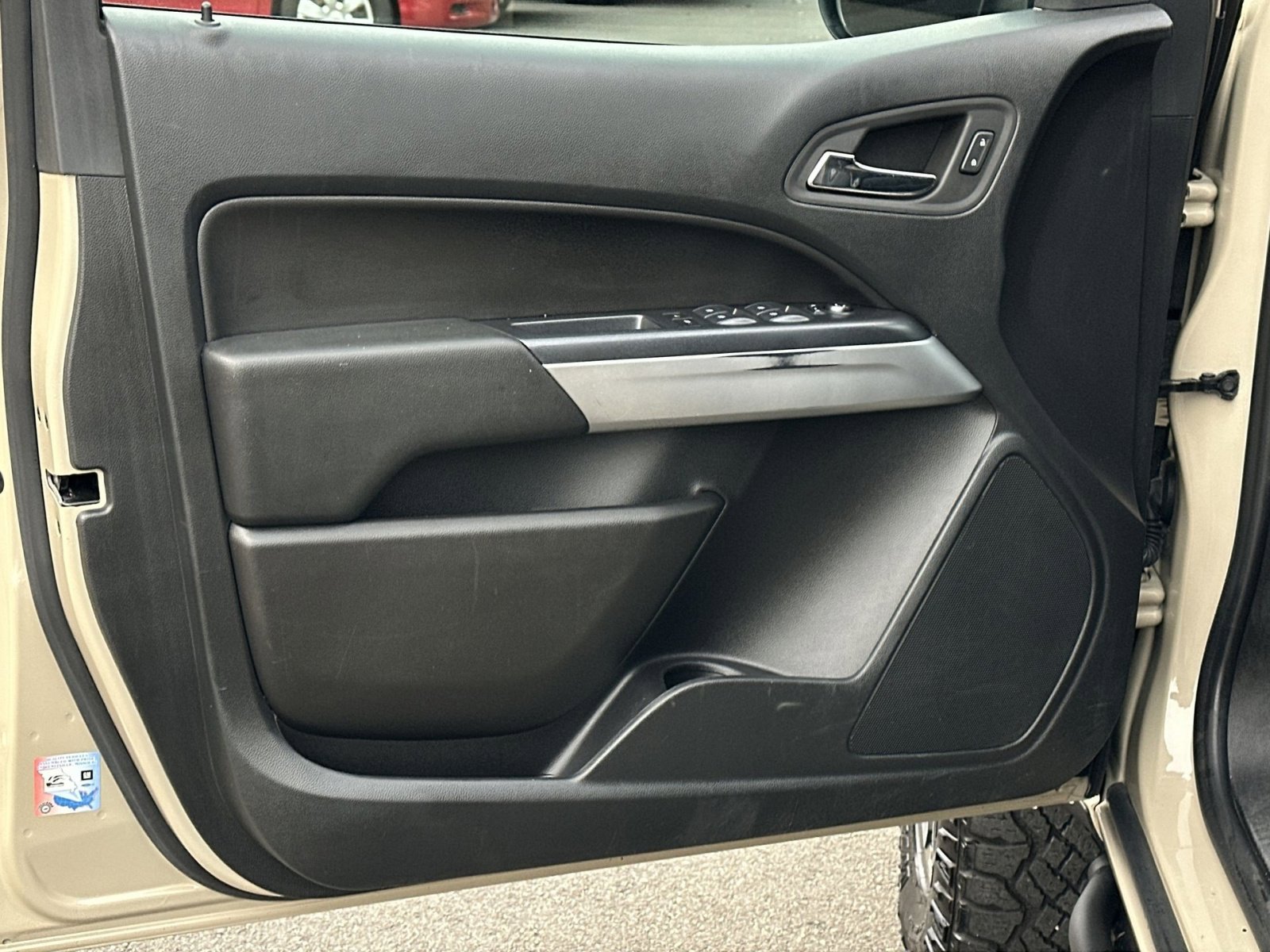 Used 2022 Chevrolet Colorado ZR2 image 15