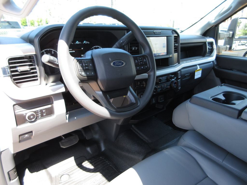 New 2026 Ford F550 2WD Crew Cab Super Duty image 11
