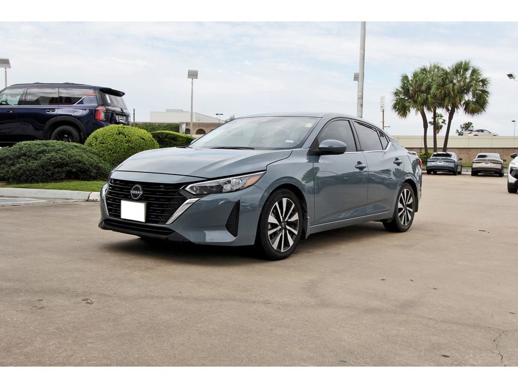 Used 2024 Nissan Sentra SV w/ SV Premium Package image 2