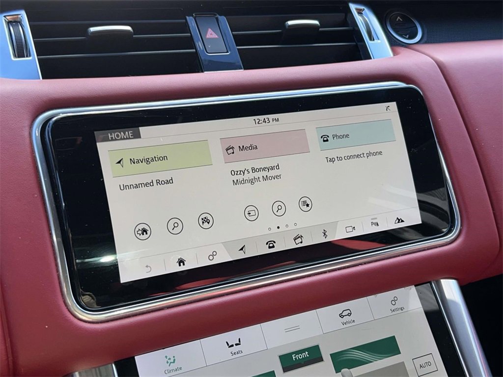 Used 2022 Land Rover Range Rover Sport HST image 22