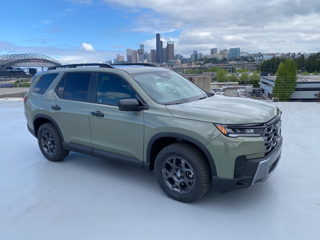 New 2026 Honda Pilot TrailSport image 33