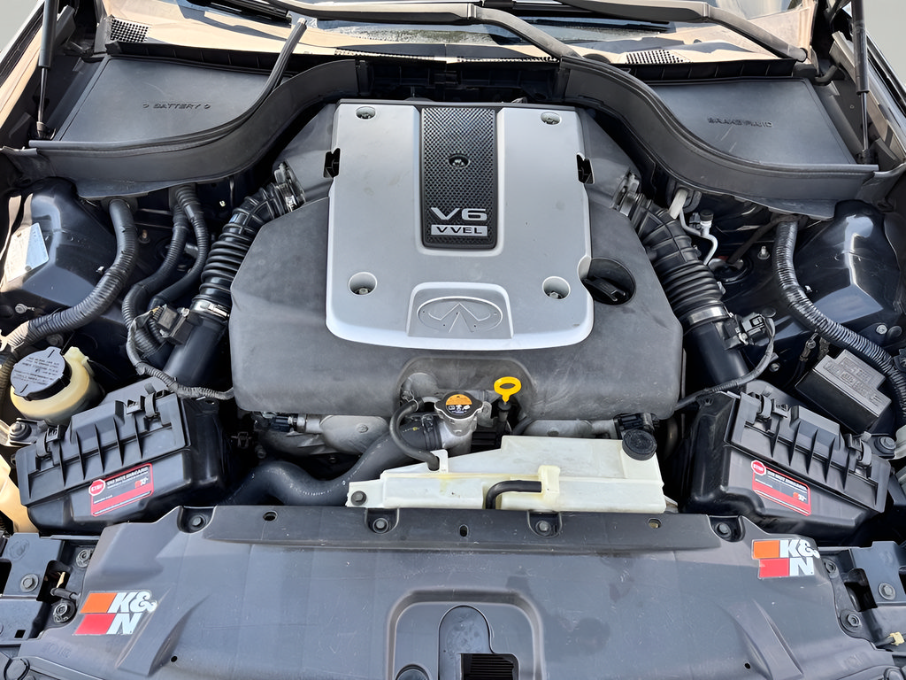 Used 2010 INFINITI G37 Journey w/ Premium Pkg RWD image 8