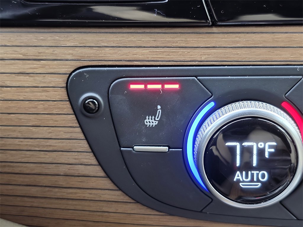 Used 2017 Audi Q7 3.0T Premium image 34