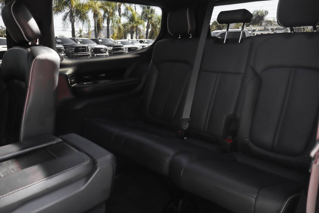 Used 2022 Jeep Grand Wagoneer Series II w/ Convenience Group III image 52