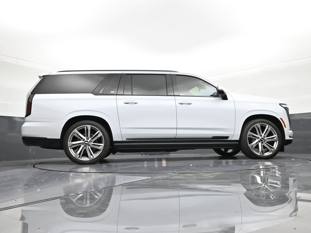 Certified 2026 Cadillac Escalade ESV Platinum Sport AWD/4WD image 25