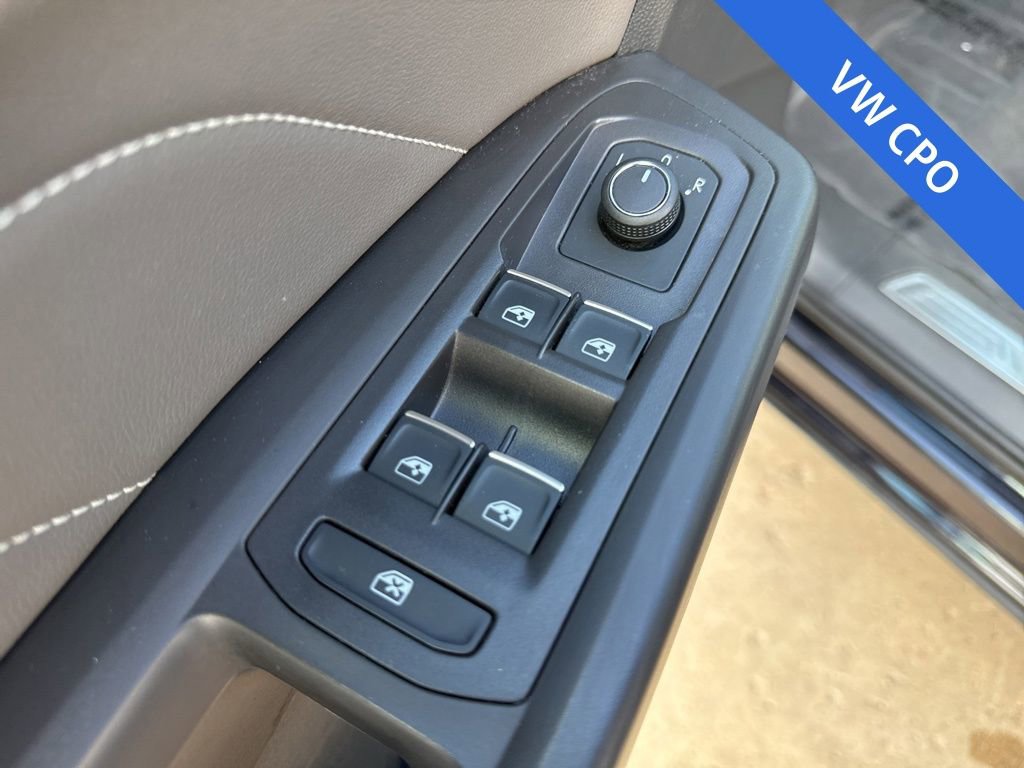 Certified 2023 Volkswagen Atlas SE w/ Panoramic Sunroof Package AWD/4WD image 11