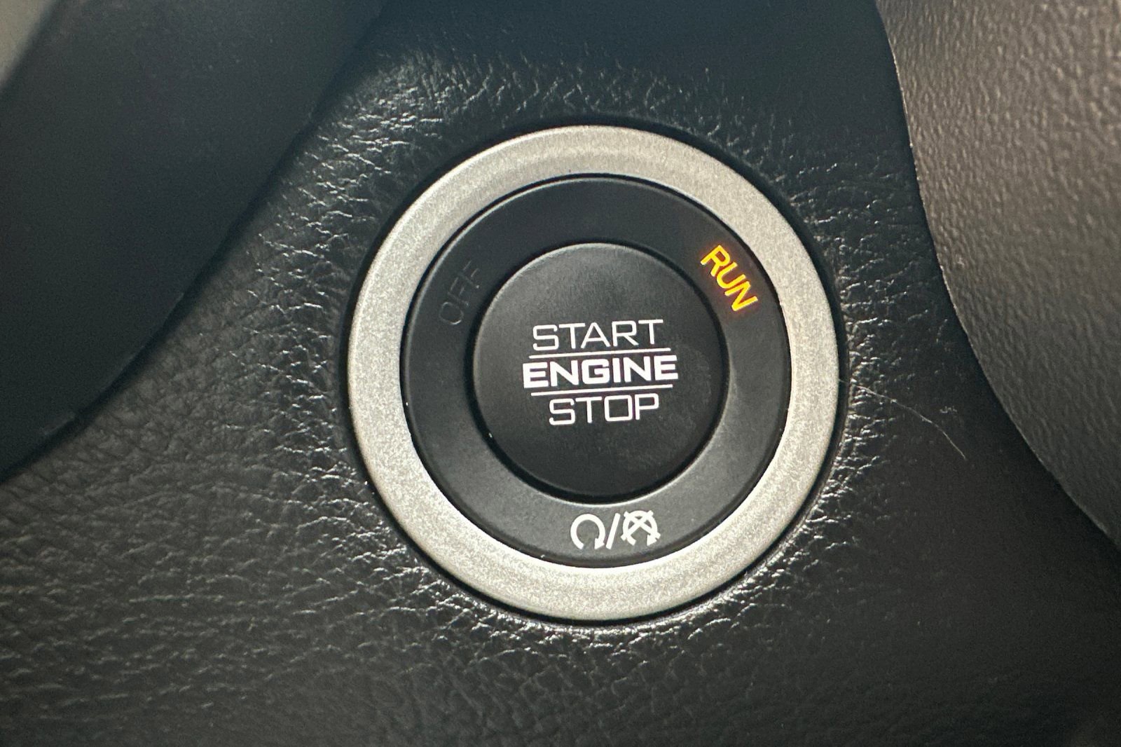 Used 2025 RAM 1500 Laramie image 23