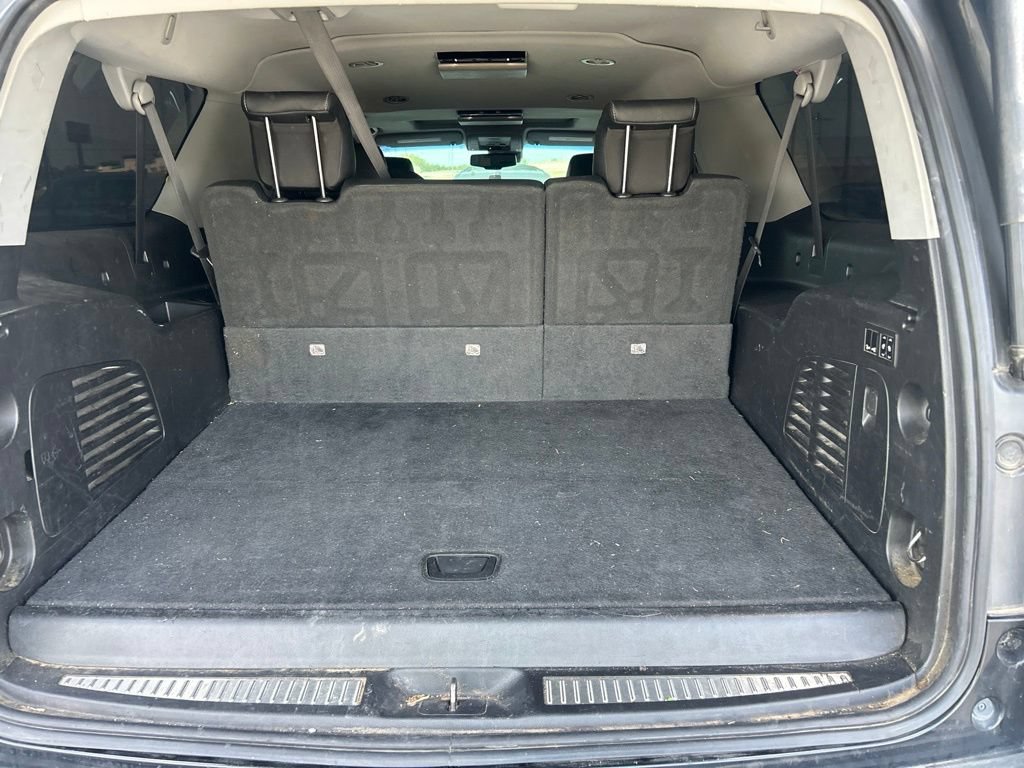 Used 2019 GMC Yukon XL SLT w/ Open Road Package AWD/4WD image 14