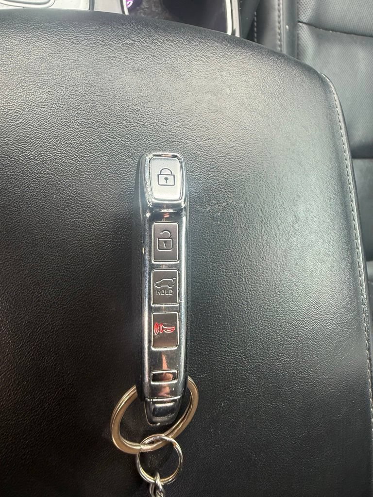 Used 2020 Kia Telluride S AWD/4WD image 24