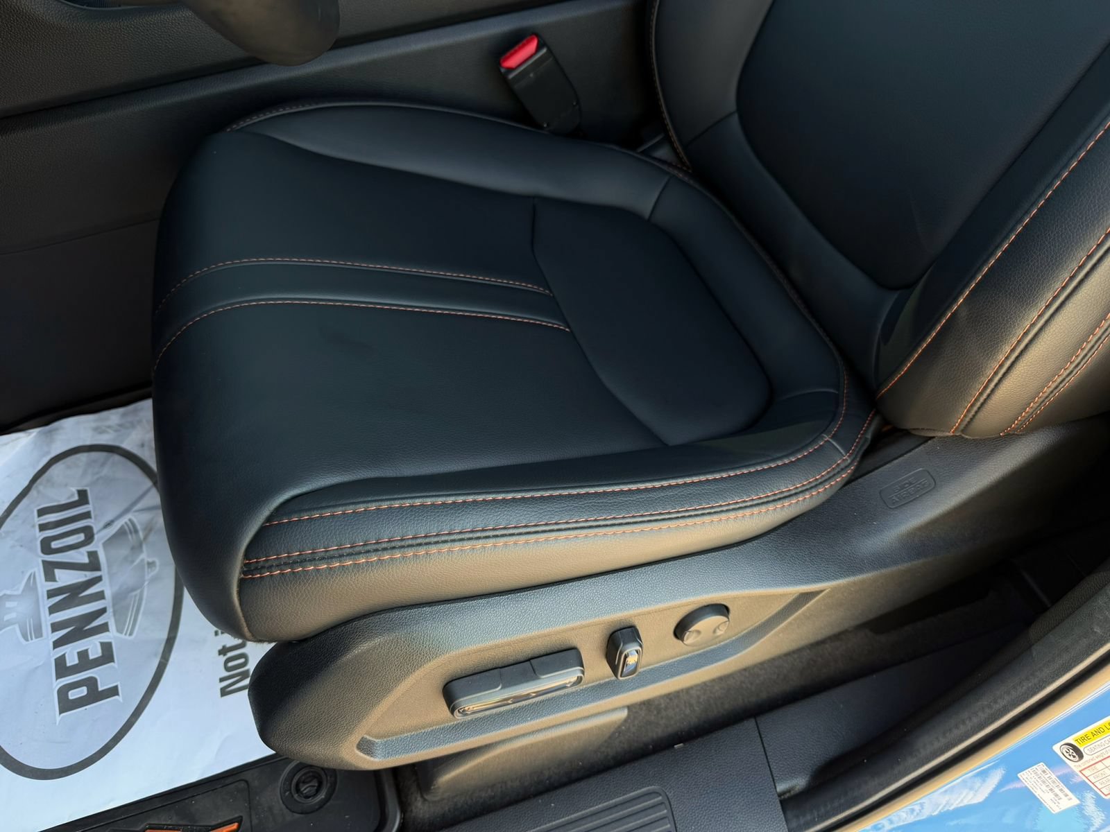 Used 2025 Honda Pilot TrailSport image 11
