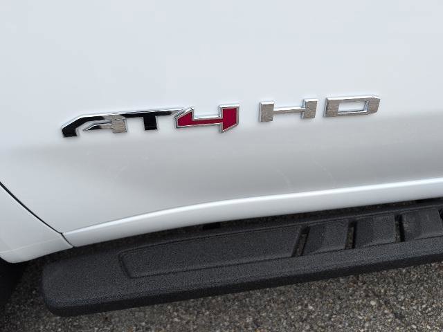 New 2025 GMC Sierra 2500 AT4 w/ AT4 Premium Plus Package image 4
