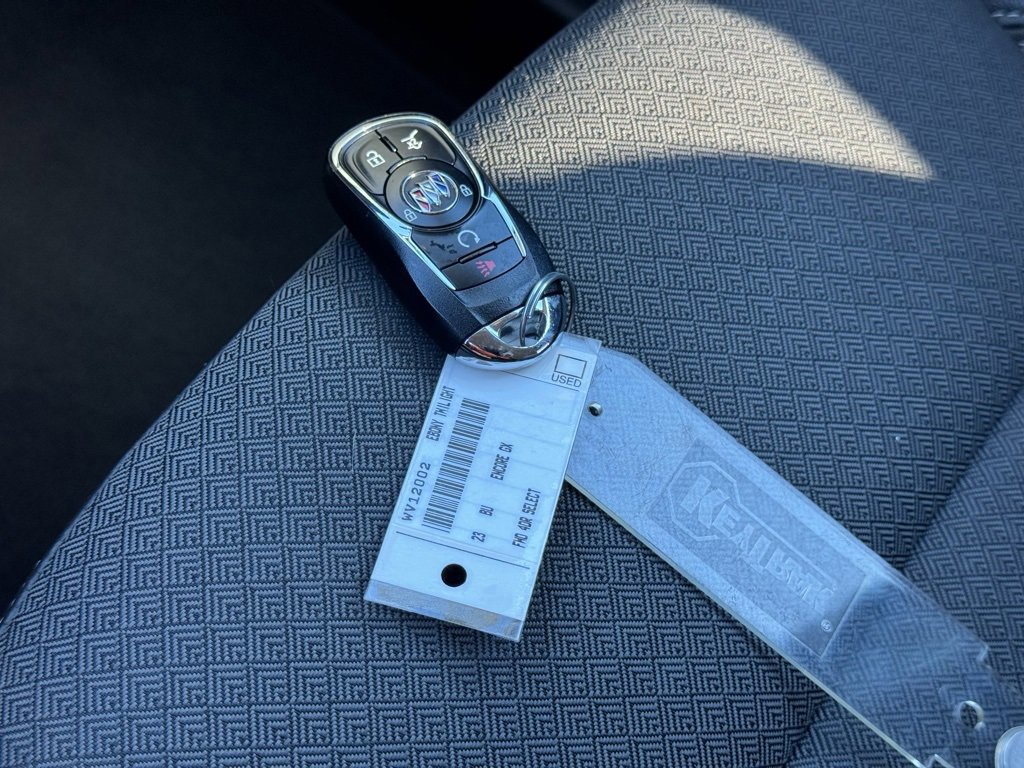 Used 2023 Buick Encore GX Select w/ Sport Touring Package image 35