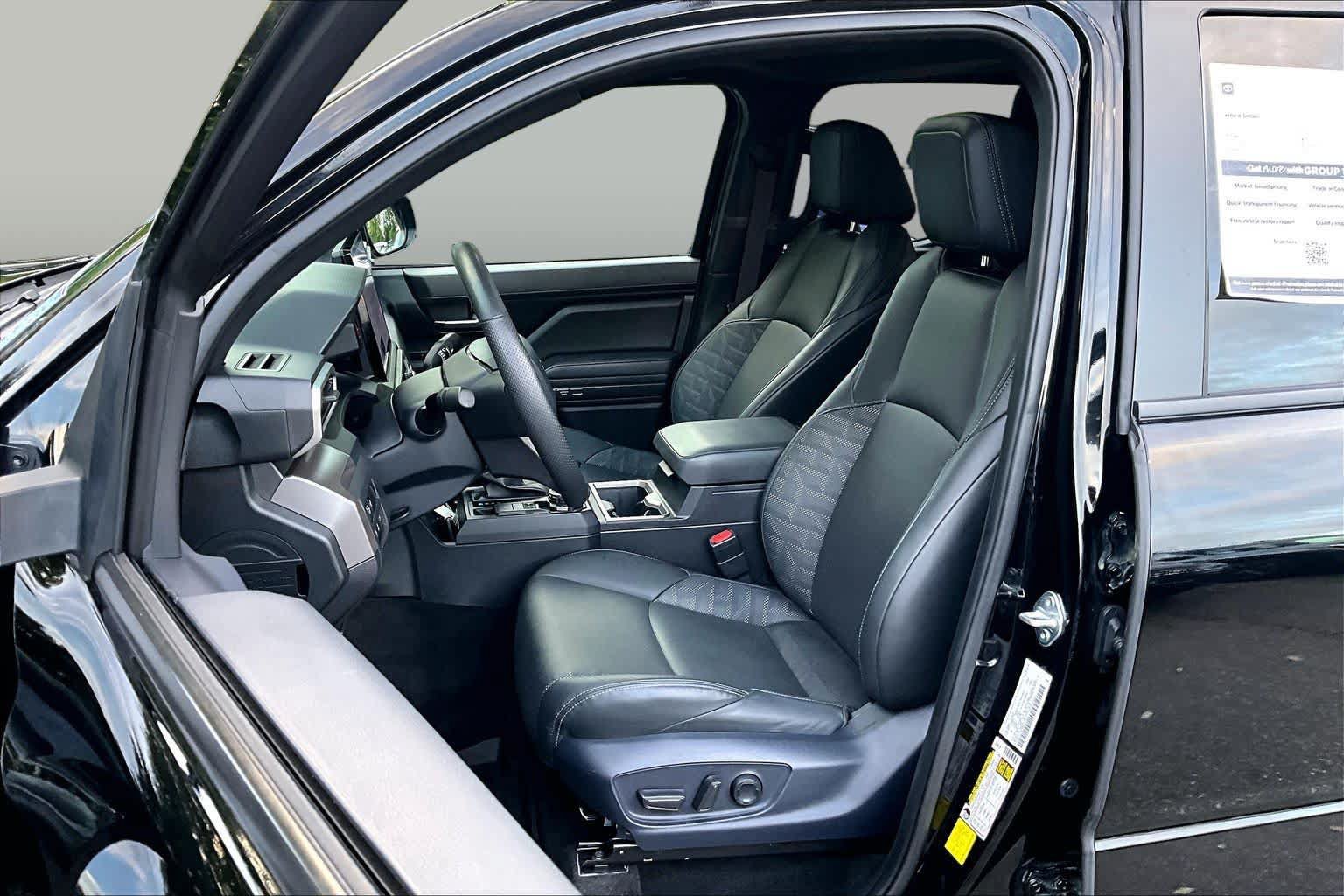 Certified 2024 Toyota Tacoma TRD Sport w/ TRD Sport Premium Package AWD/4WD image 9