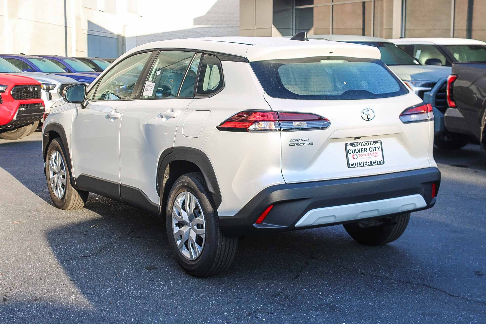 New 2026 Toyota Corolla Cross L image 7