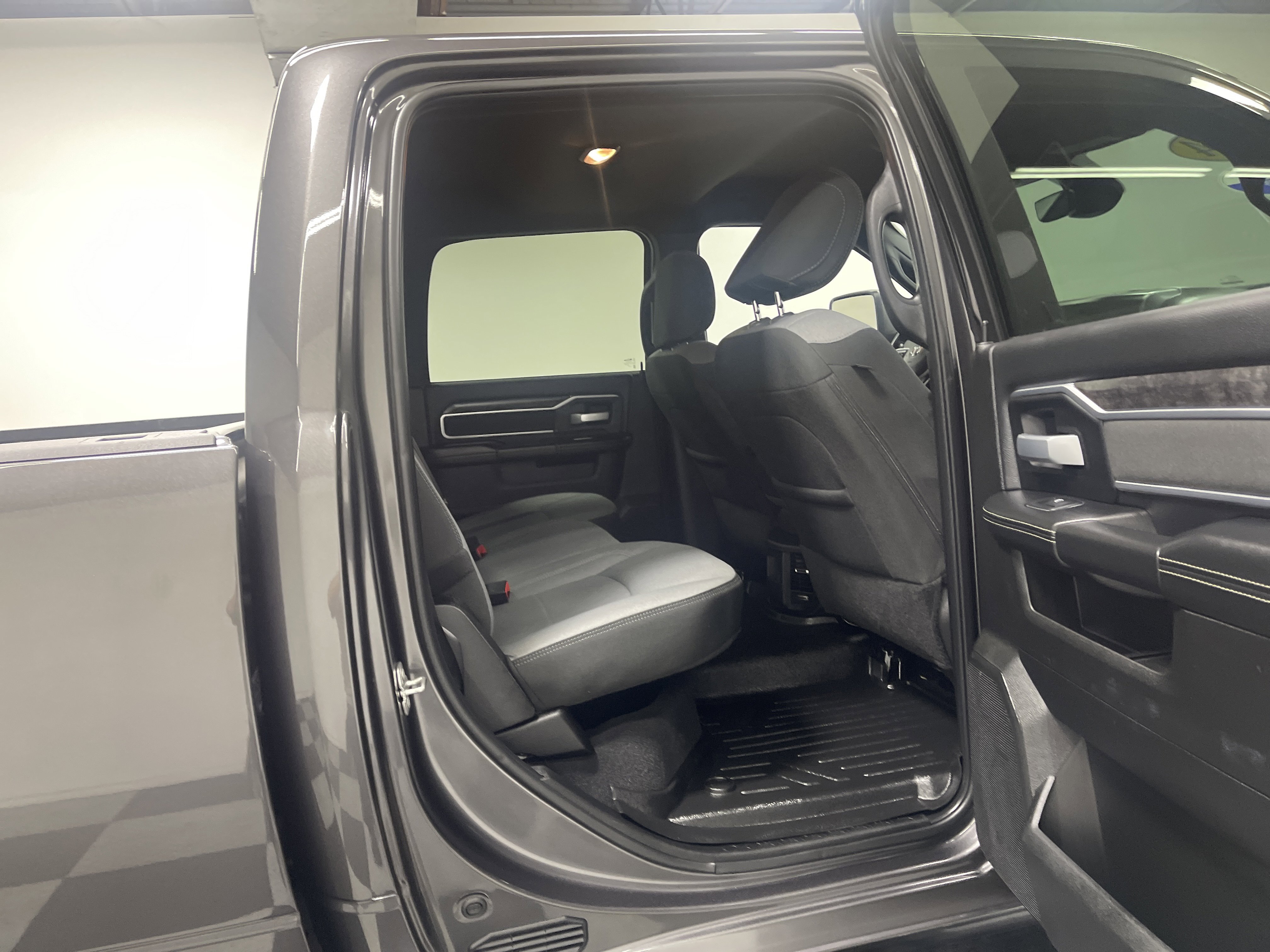 Used 2024 RAM 2500 Big Horn image 19