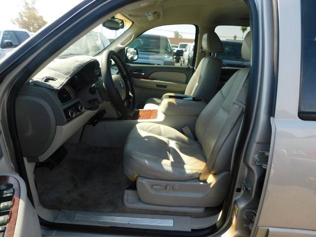 Used 2008 Chevrolet Tahoe LTZ w/ LTZ Preferred Equipment Group image 10