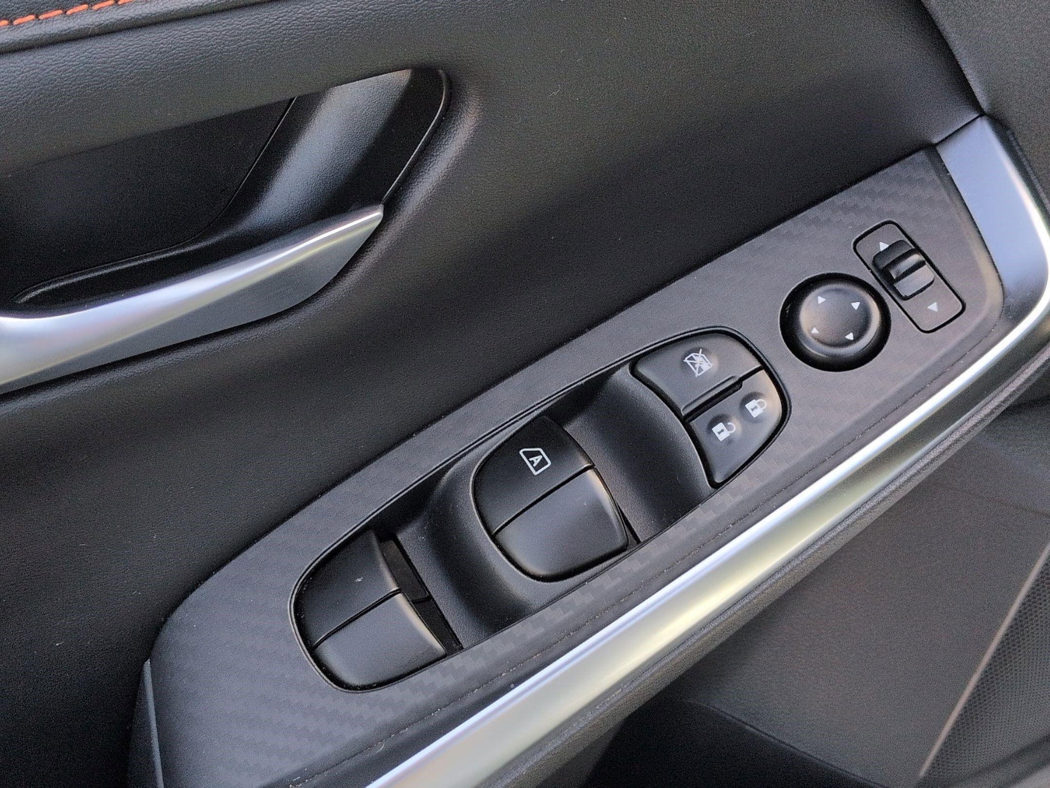 Used 2020 Nissan Sentra SR w/ Premium Package image 15