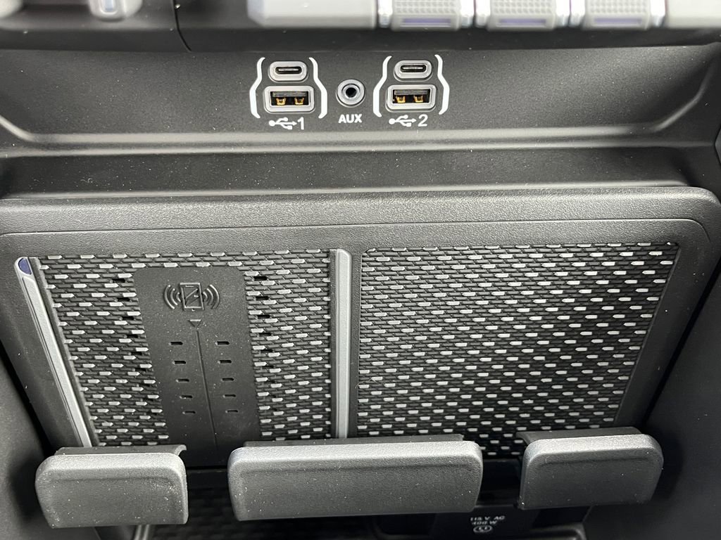 New 2026 RAM 1500 4x4 Crew Cab image 6