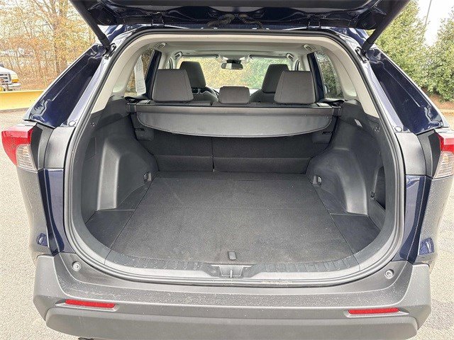 Used 2025 Toyota RAV4 XLE image 12
