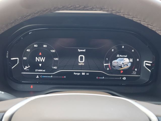 Used 2023 GMC Yukon Denali w/ LPO, Floor Liner Package AWD/4WD image 16