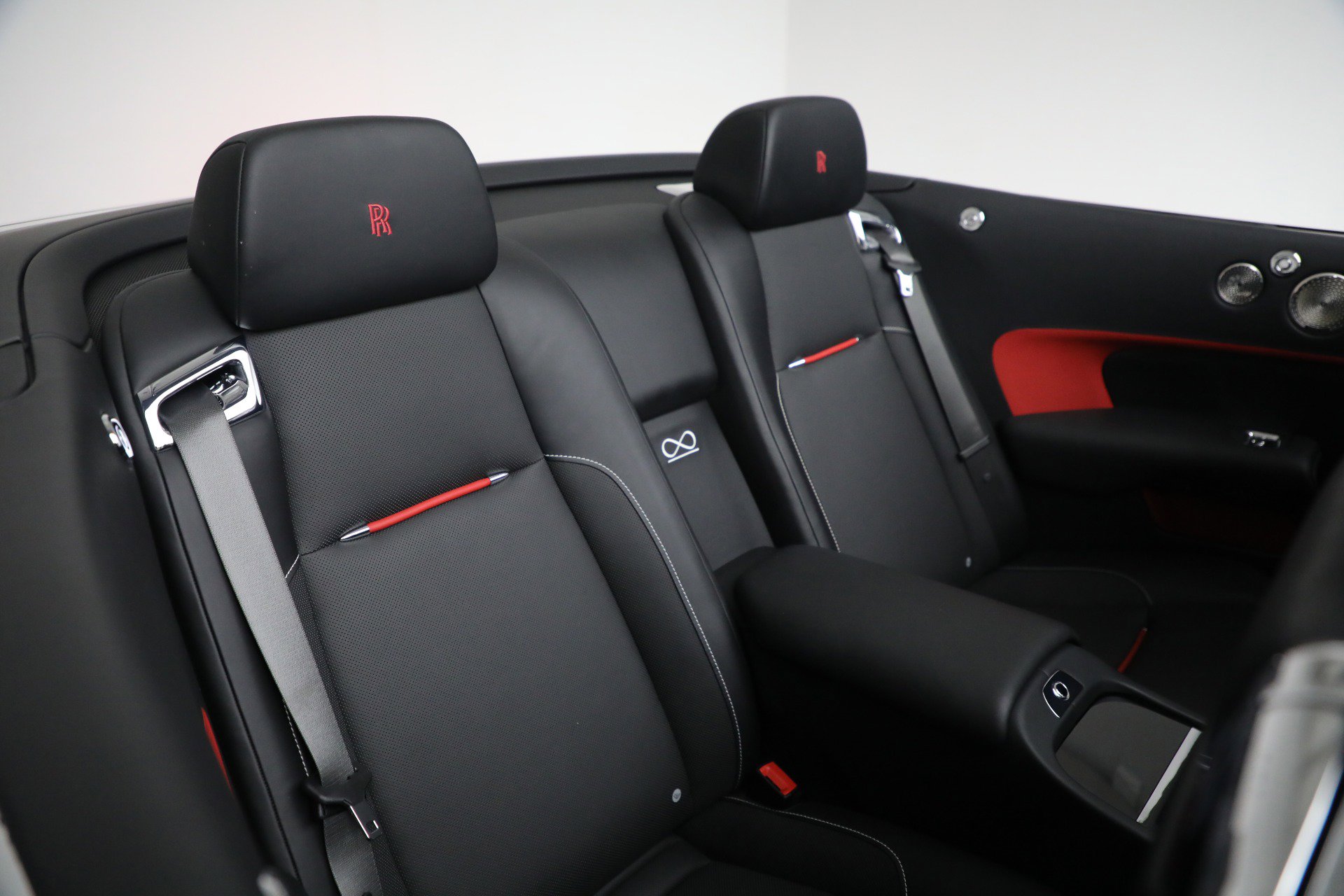 Certified 2018 Rolls-Royce Dawn image 23