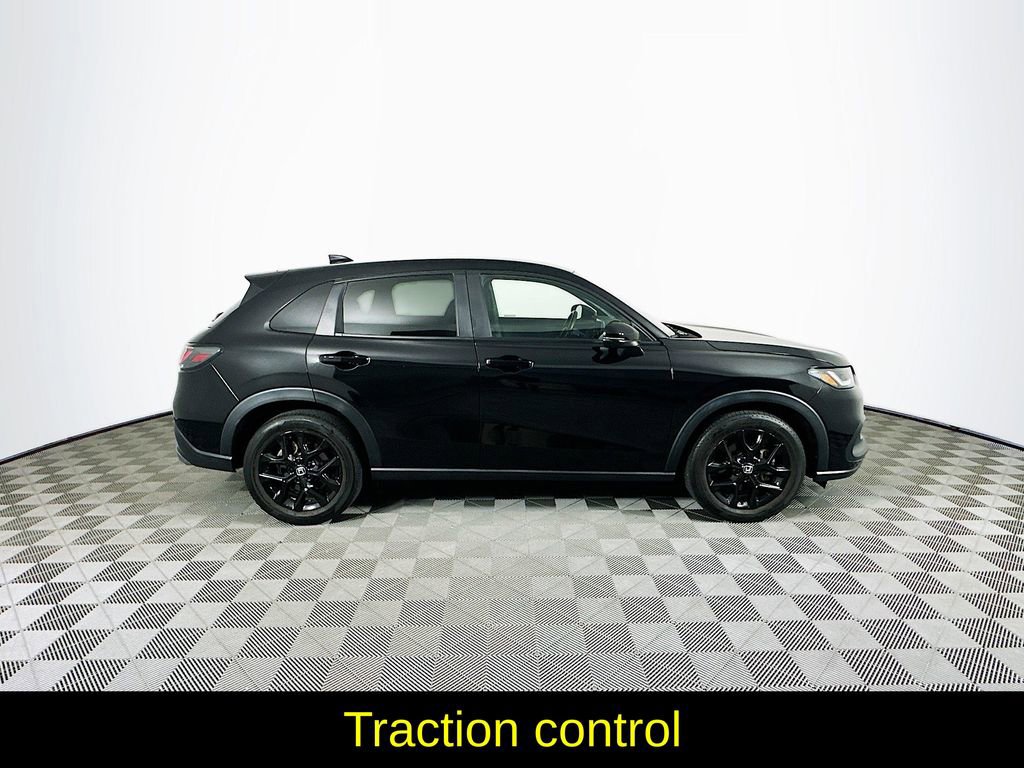 Used 2023 Honda HR-V Sport image 11