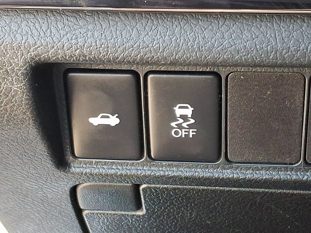 Used 2014 Toyota Avalon XLE Premium FWD image 25