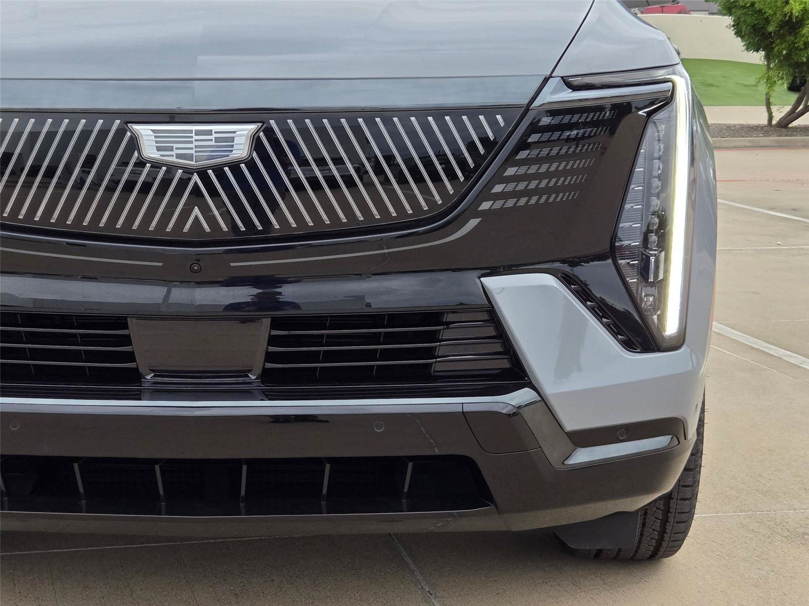 New 2026 Cadillac Escalade IQL Sport 1 w/ LPO, Floor Liner Package AWD/4WD image 6