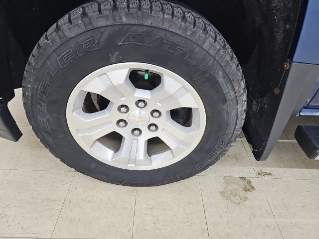 Used 2017 Chevrolet Silverado 1500 LT w/ All Star Edition AWD/4WD image 17