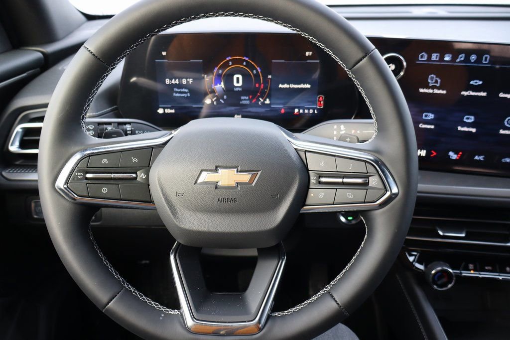 New 2026 Chevrolet Traverse LT w/ Sun and Wheel Package image 7