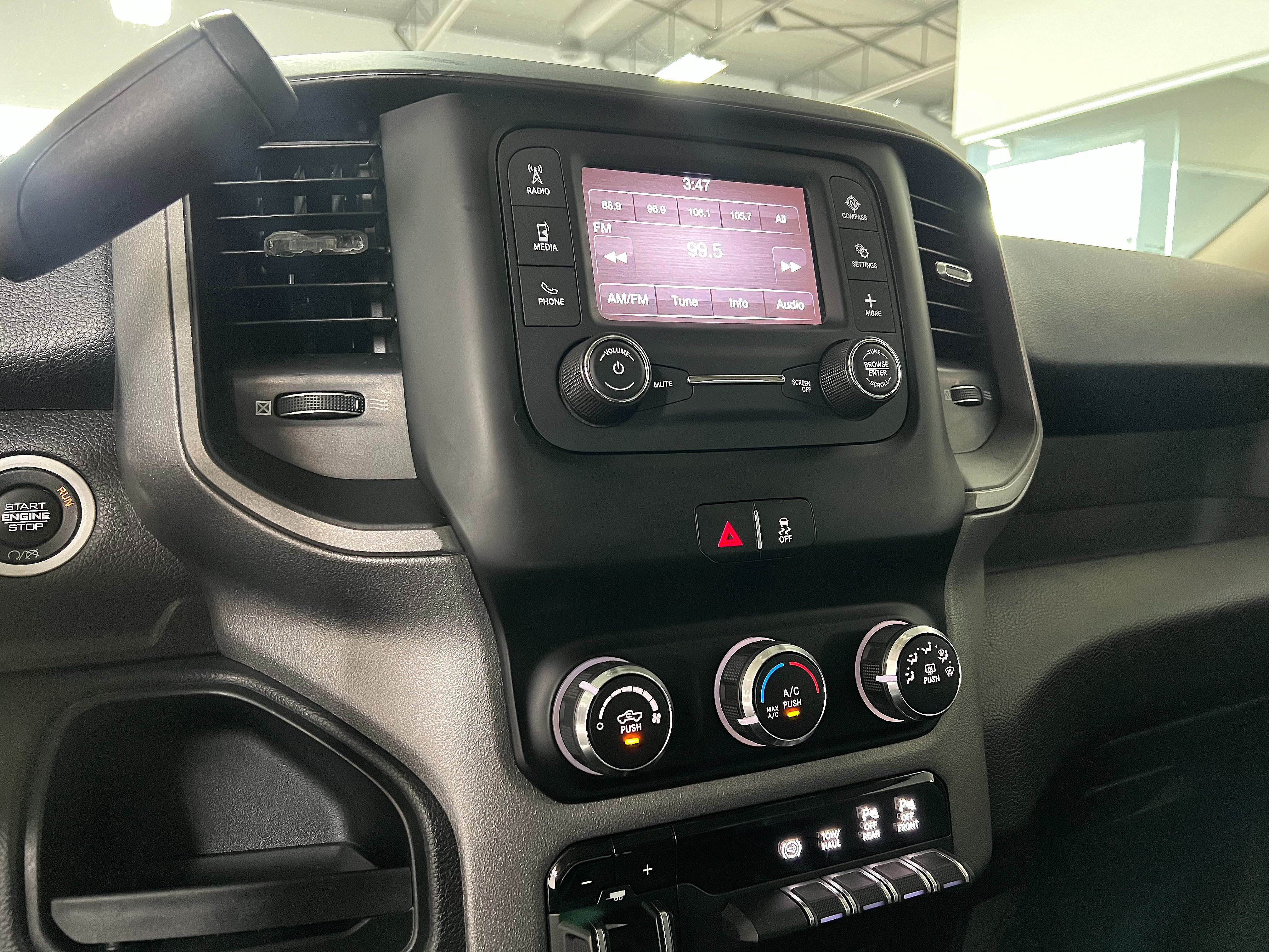 Used 2020 RAM 2500 Tradesman RWD image 14